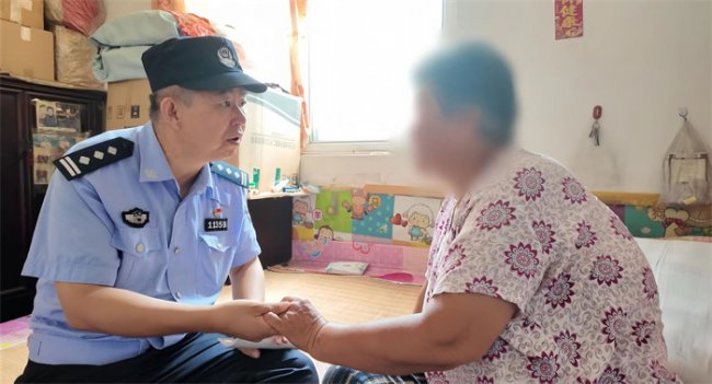 【八一风采】 社区民警郭国彬:用心理学“钥匙”打开“心锁”