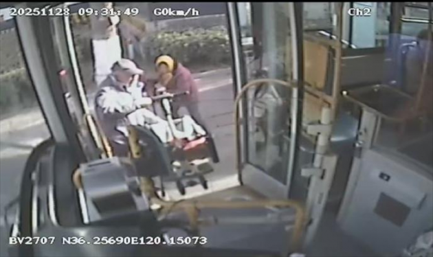 “多一步”服务,让轮椅出行路更有温度